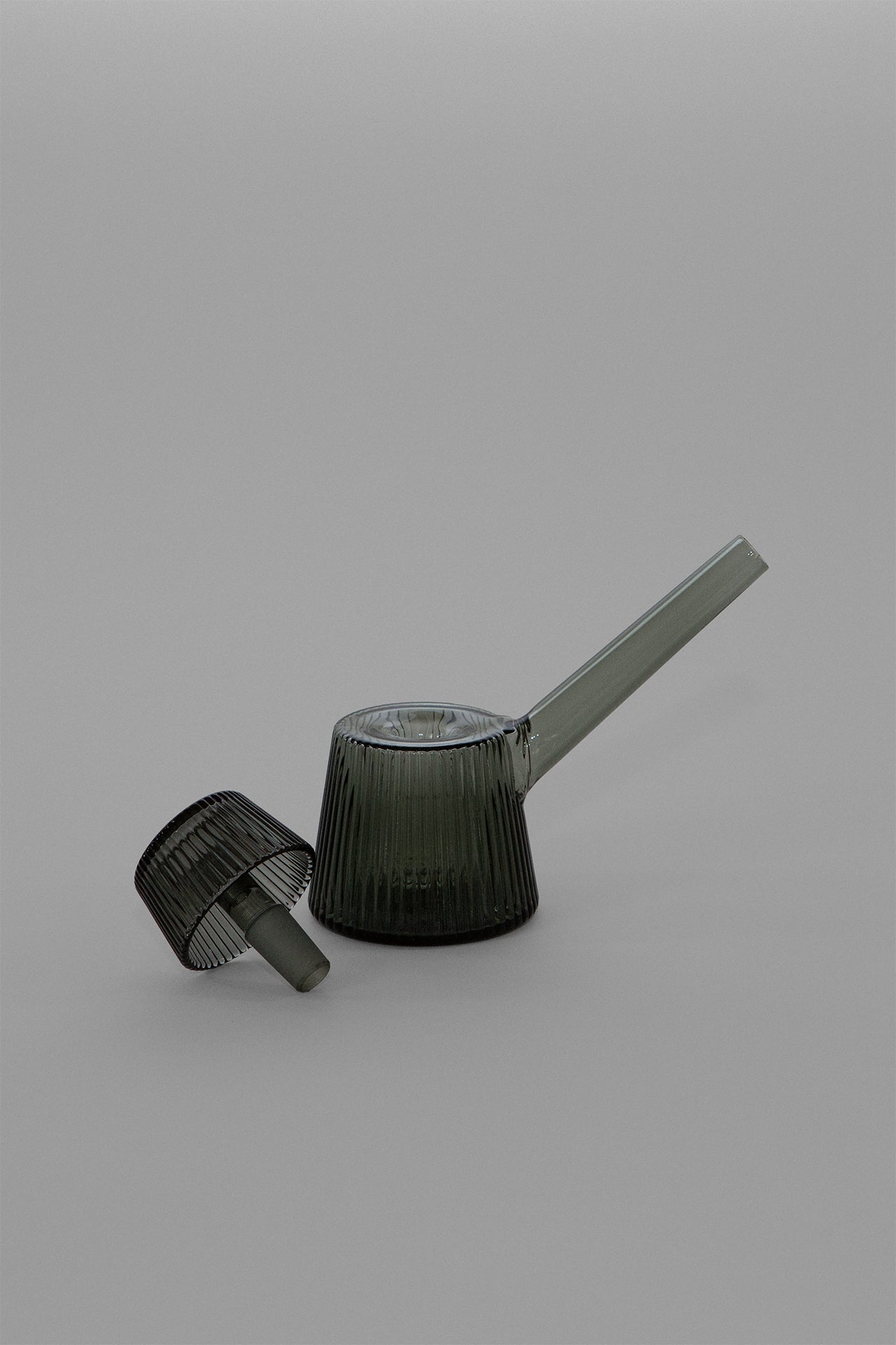 NWTN Home Deco Bubbler in Charcoal, fluted glass water pipe