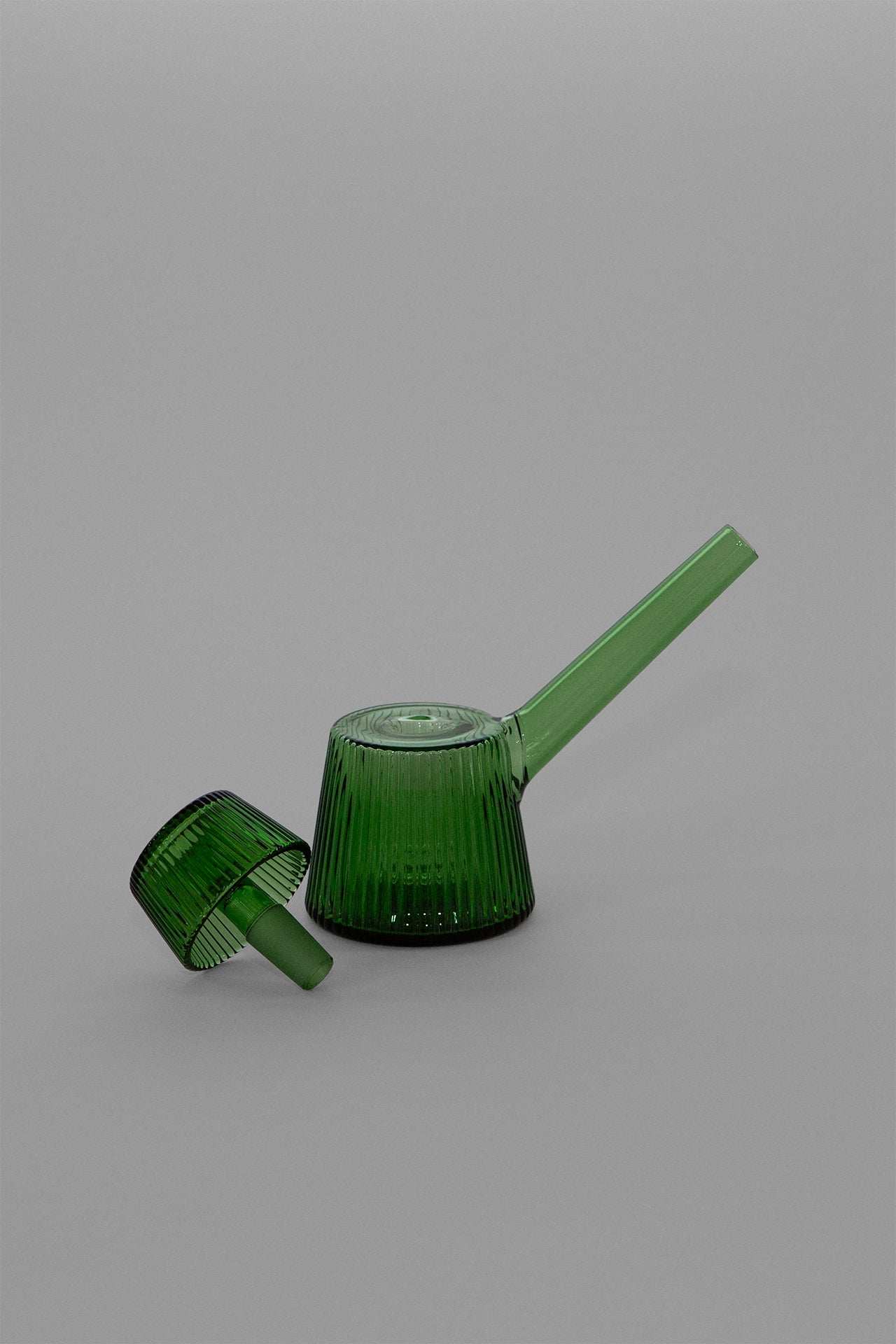 NWTN Home Deco Bubbler in Emerald, fluted glass bubbler