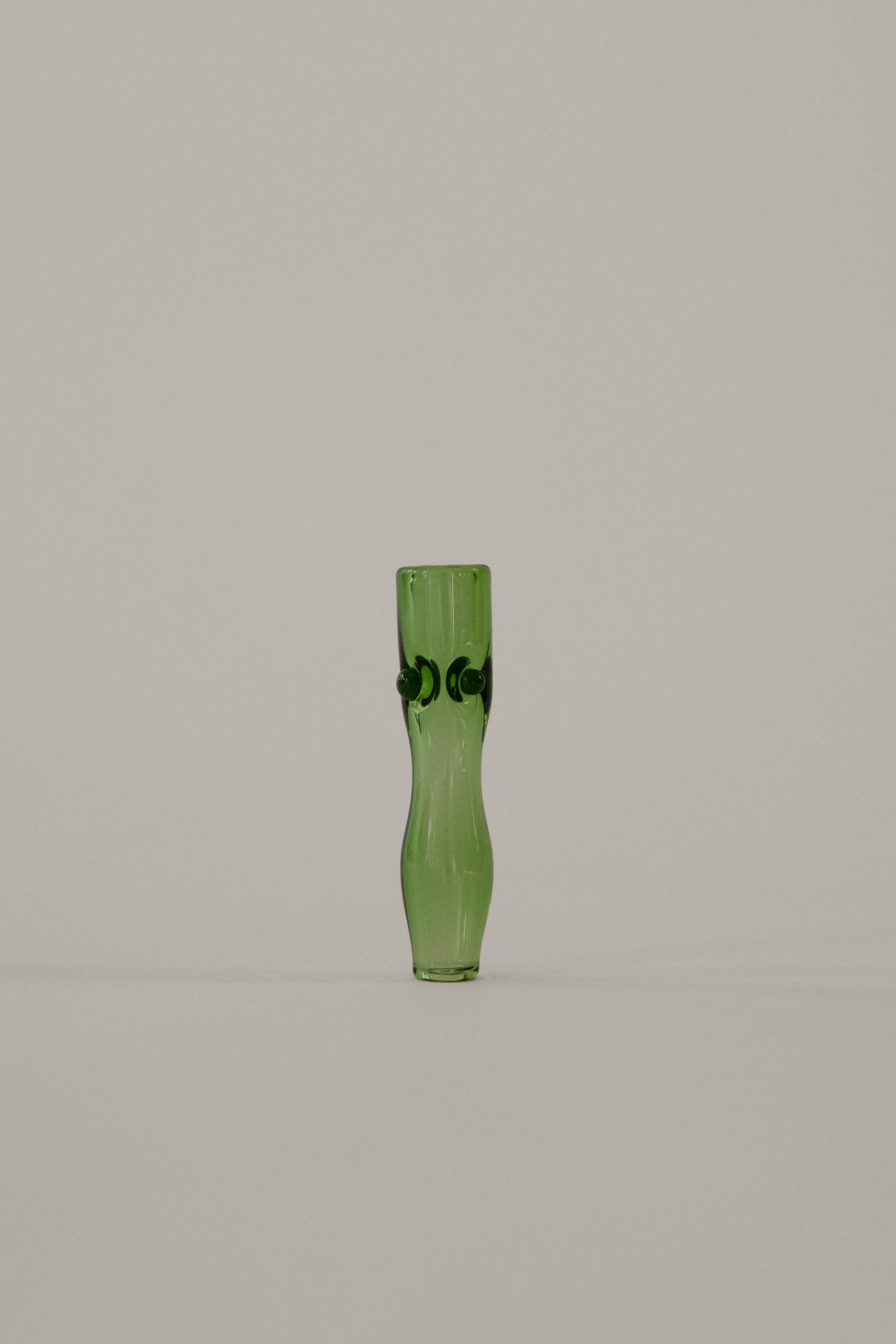 House of Puff Soho glass tip in Gentileschi Green — alternate view